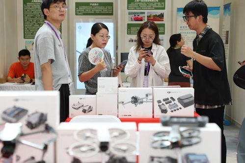 長(zhǎng)三角文采會(huì) 近萬(wàn)項(xiàng)產(chǎn)品展示，打通文化供需對(duì)接的“最后一公里”